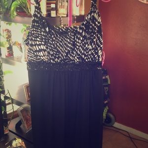 Cute & comfortable evening dress for any occasion!